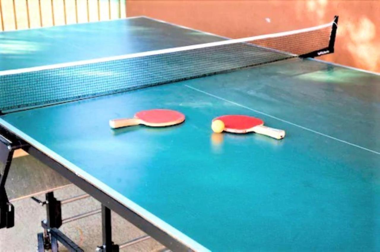 Sedona Pines Resort Экстерьер фото Table tennis table