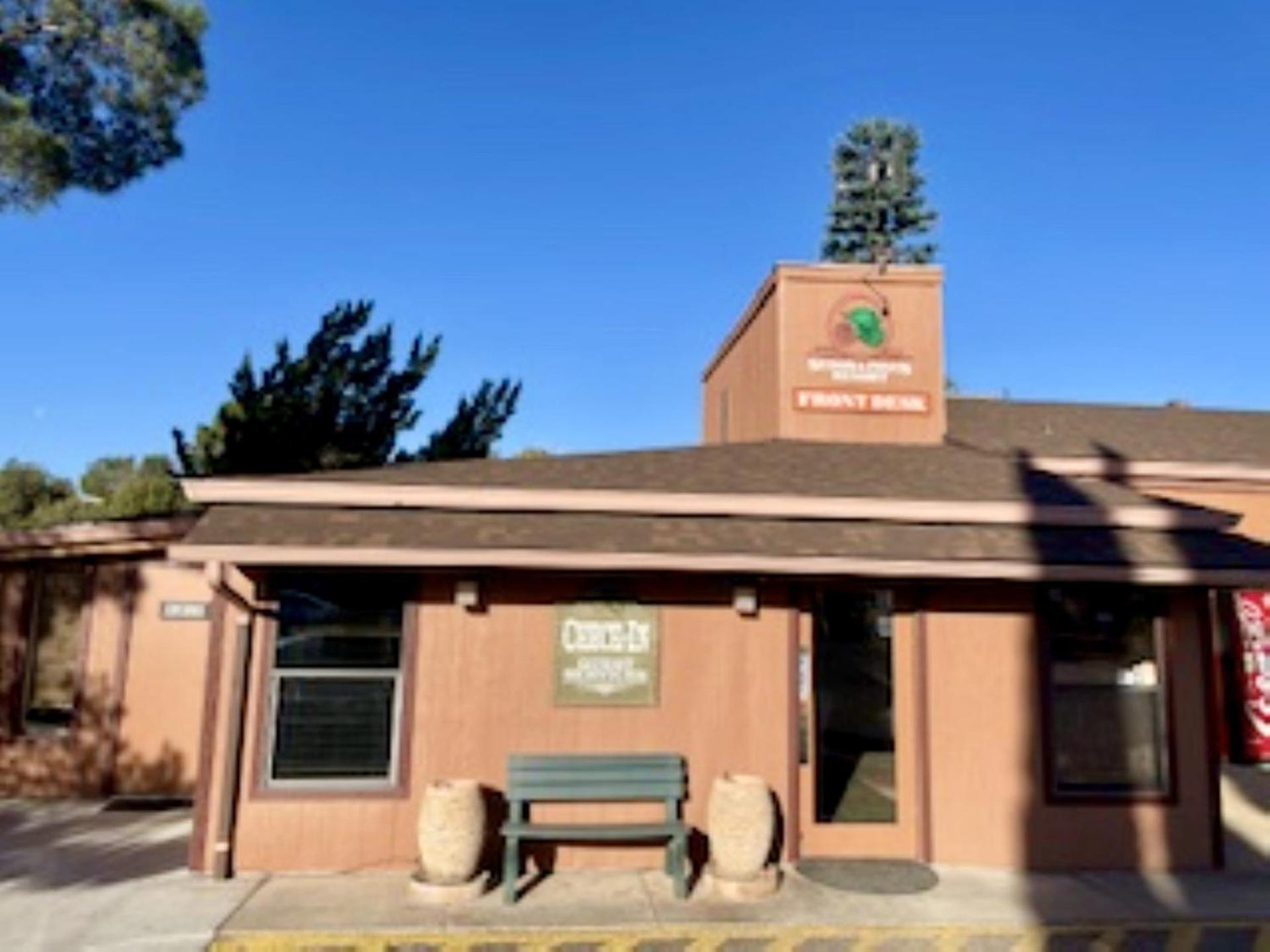 Sedona Pines Resort Экстерьер фото The entrance to the visitor center at the Grand Canyon
